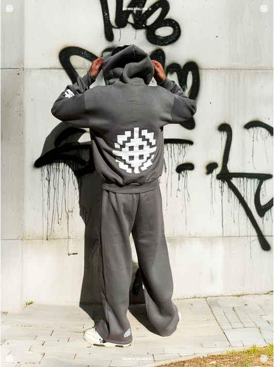 SET COORDINATO REWOZISLIKE © Completo Felpa + Pantalone in Cotone Felpato – Grigio Chiaro