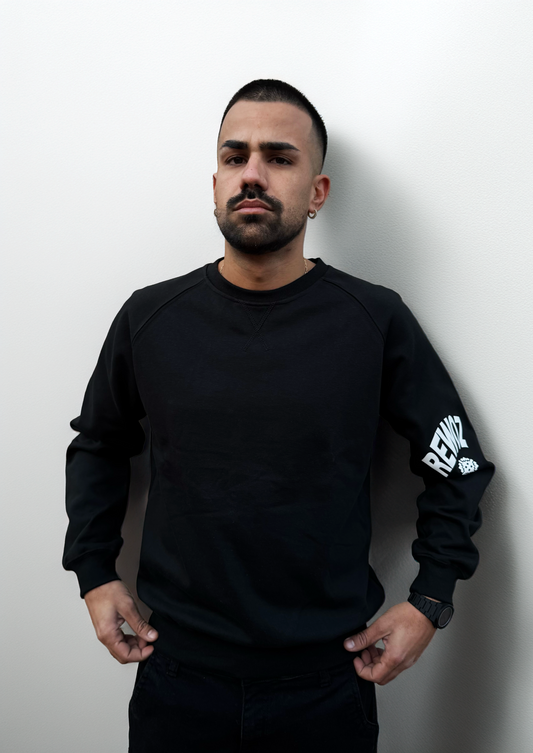 FELPA GIROCOLLO RAGLAN NERA REWOZISLIKE ©