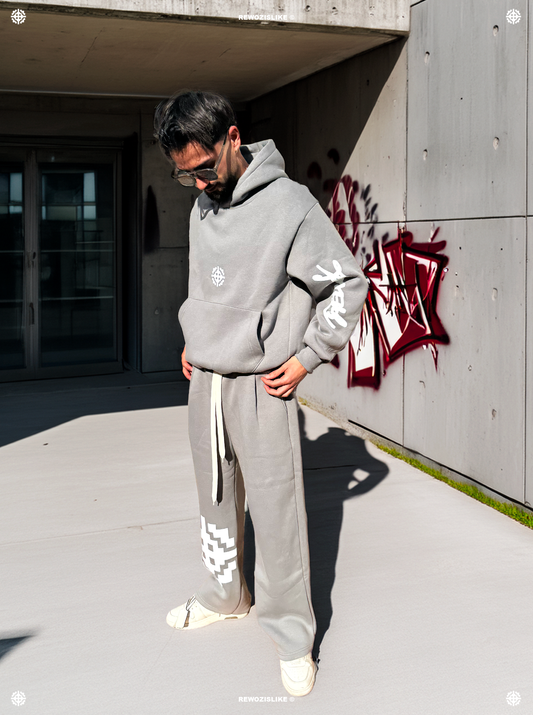 SET COORDINATO REWOZISLIKE © Completo Felpa + Pantalone in Cotone Felpato – Grigio Chiaro